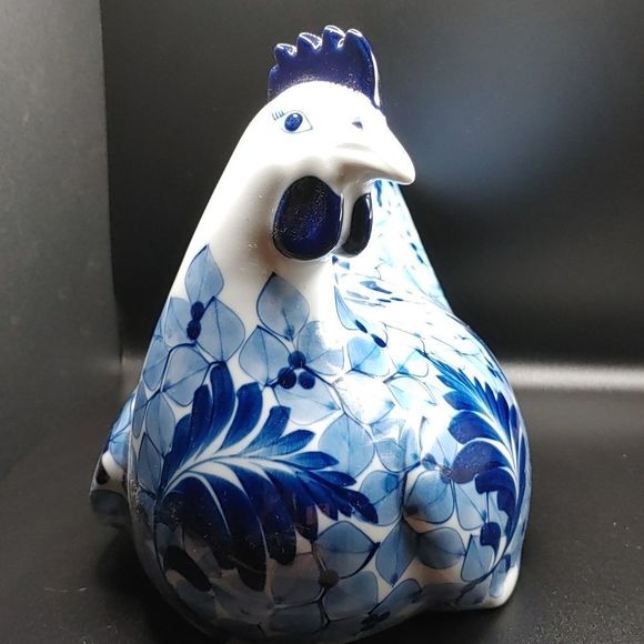 Vintage Porcelain Chicken - Picture 2 of 10